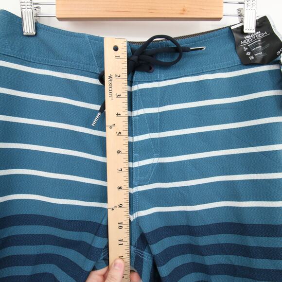 Volcom Men's Swim Trunks Blue Aged Indigo Striped Quarta Static Mod-Tech Size 30 - Picture 4 of 13